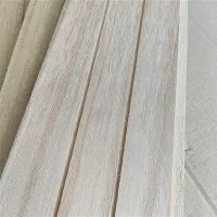 Panel ścienny z drewna topolowego